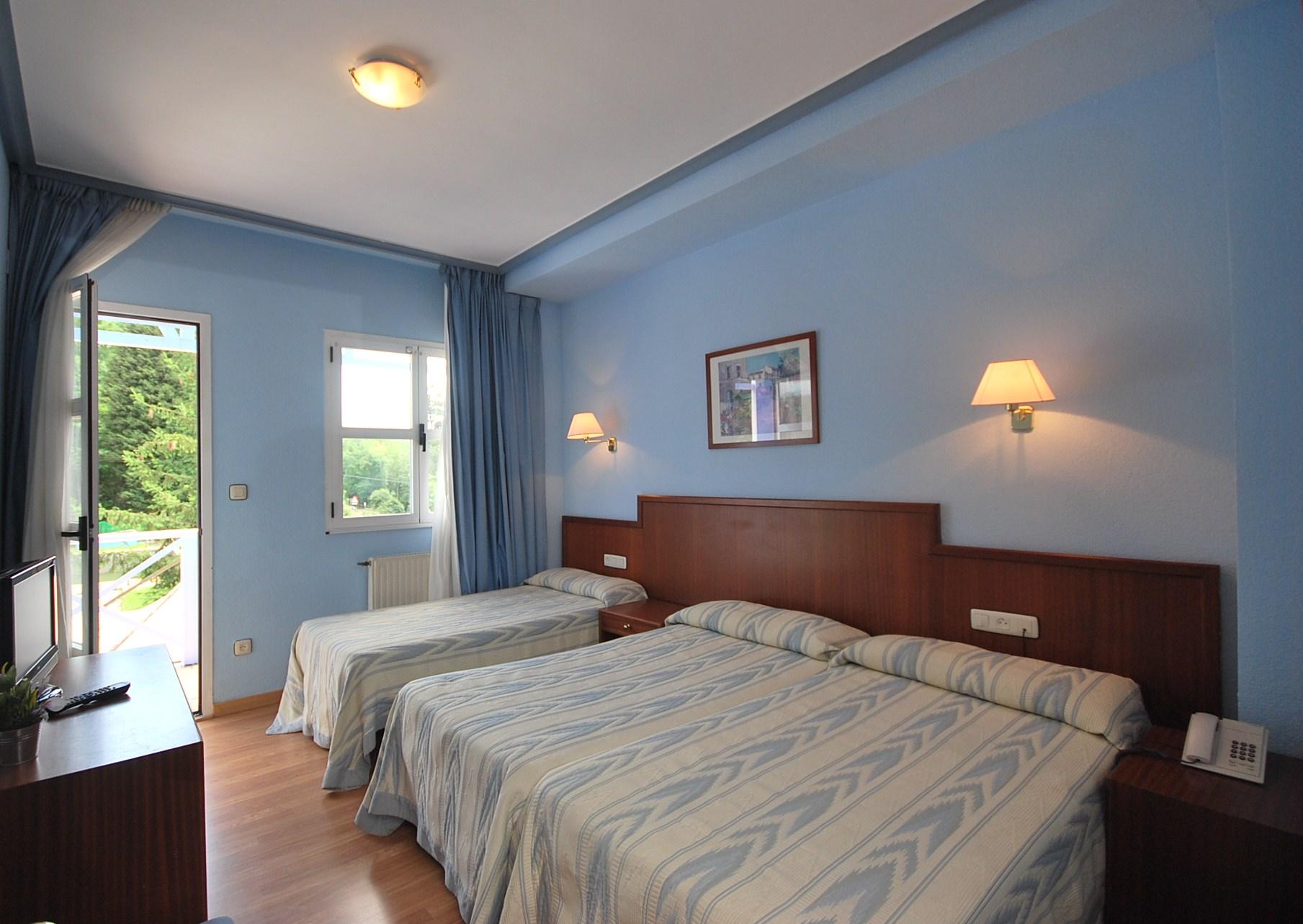 Hotel Vega Del Sella Arriondas Habitación foto